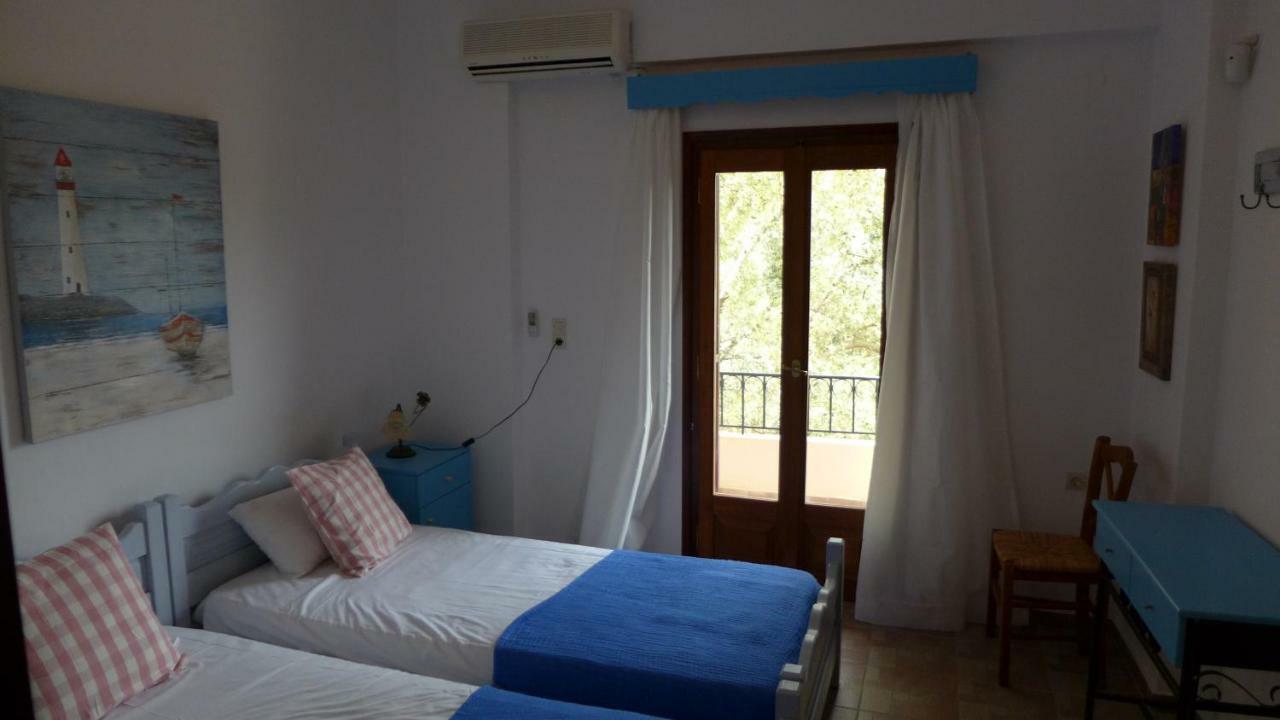 Oros Villas Axós Esterno foto